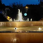 Barka In Downtown Buda *