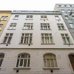 Barka In Downtown Buda