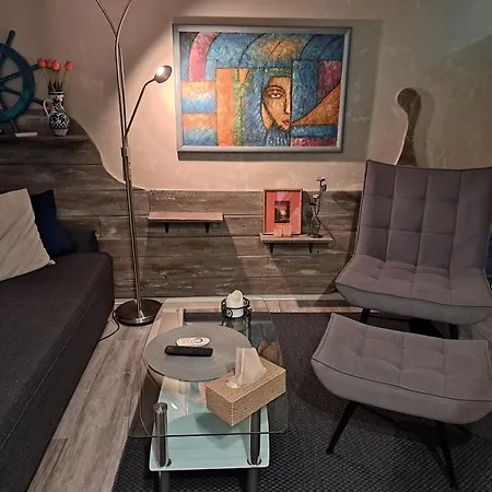 Barka In Downtown Buda * Boedapest