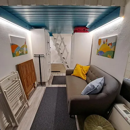 Barka In Downtown Buda Apartament